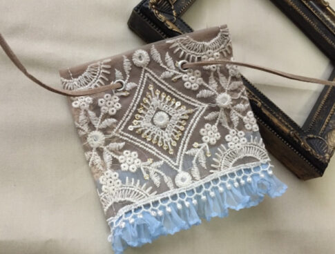 【インド刺繍リボン】を使ったおしゃれなデザインのヘアアクセサリー – ハンドメイドチャンネル